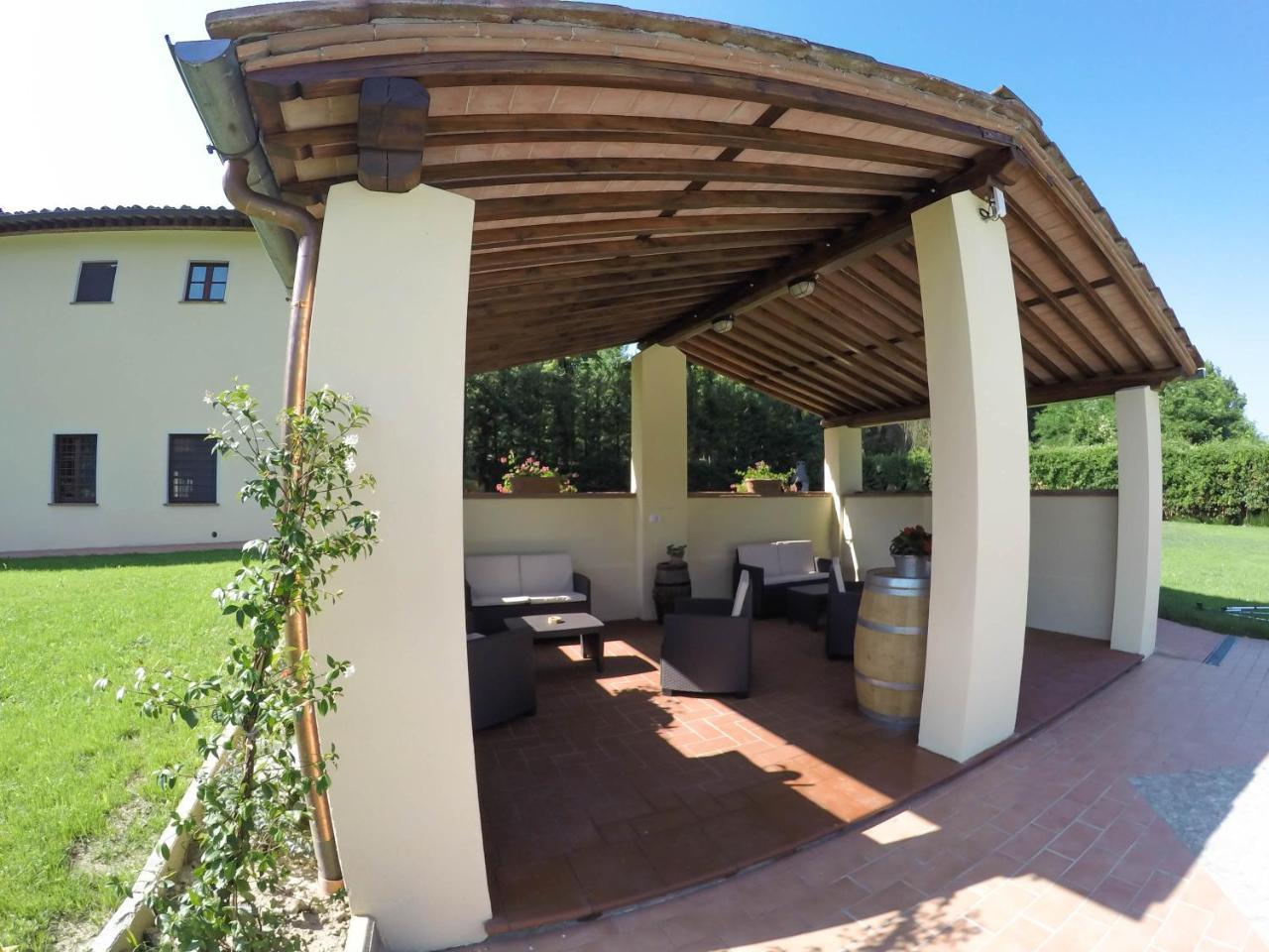Casale La Fata -Tipico Toscano Immerso Nelle Colline Tra Lucca E Versilia, 6 Appartamenti Indipendenti Camaiore Luaran gambar