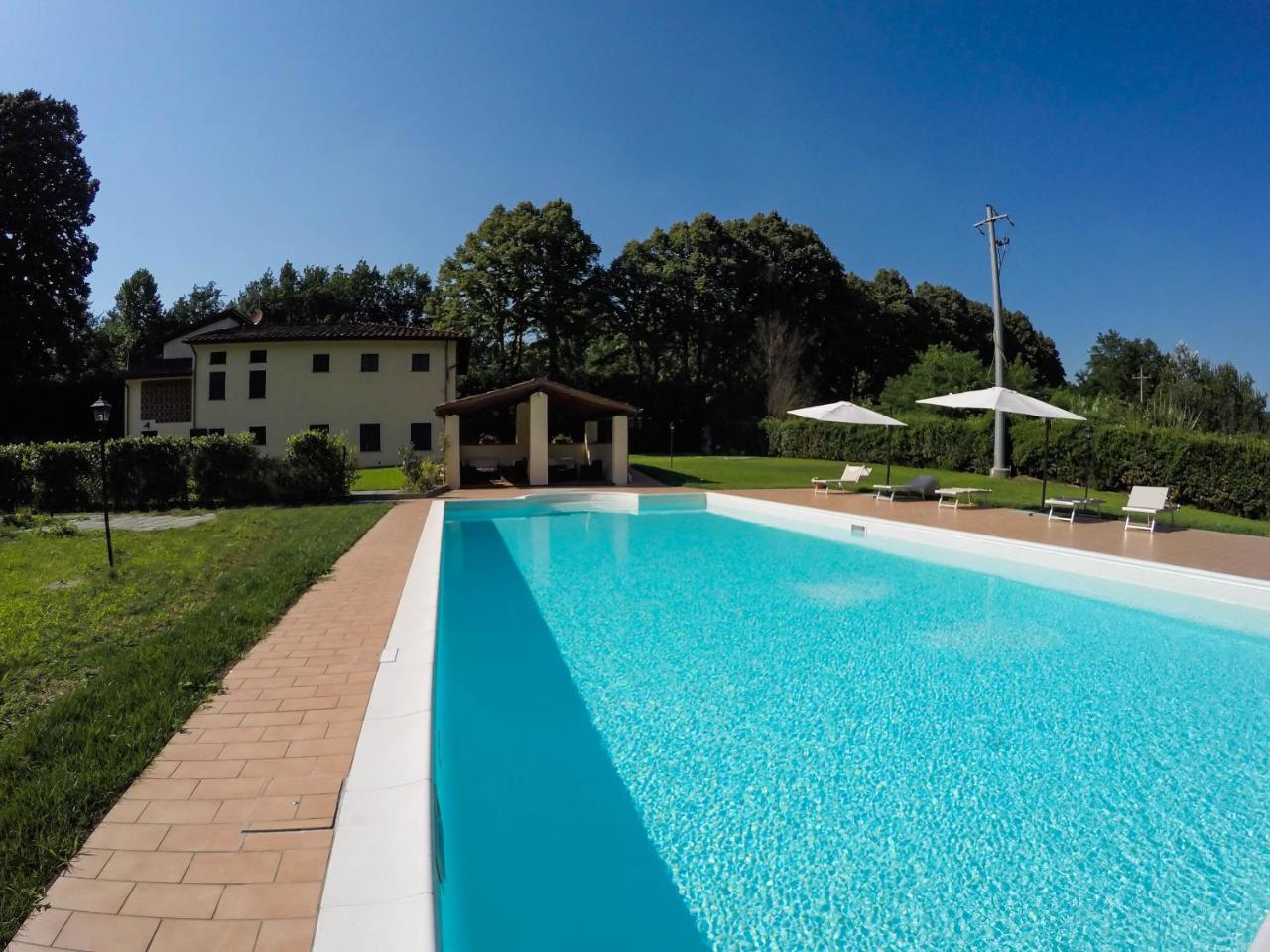 Casale La Fata -Tipico Toscano Immerso Nelle Colline Tra Lucca E Versilia, 6 Appartamenti Indipendenti Camaiore Luaran gambar